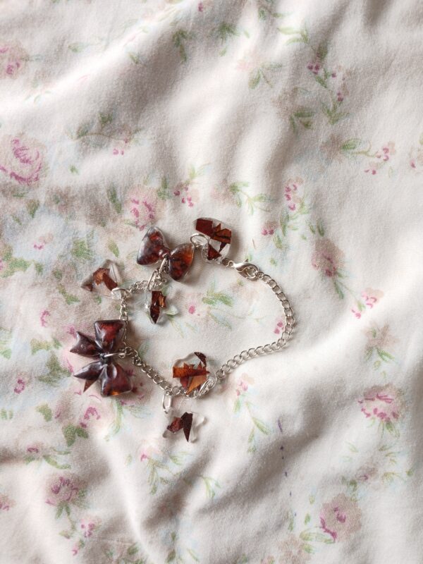 Resin jewellery