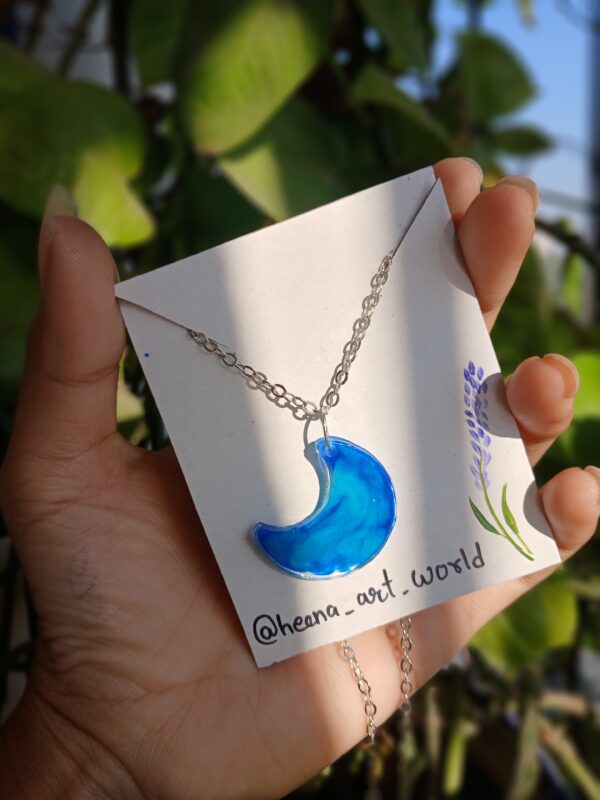 Resin jewellery