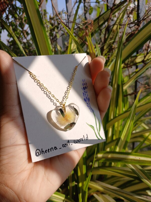 Resin jewellery